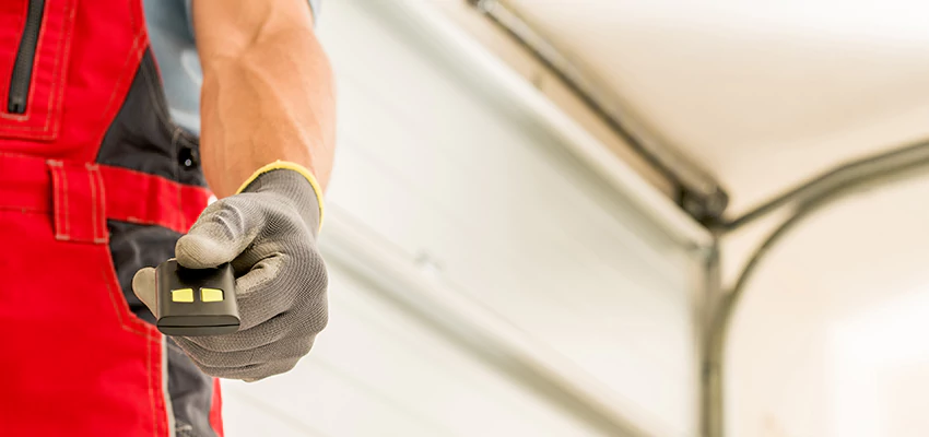 Residential Garage Door Security in El Segundo, California